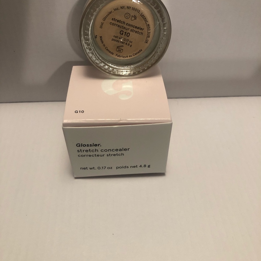 Brand new Glossier stretch concealer